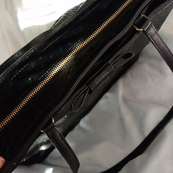 Kate spade TOTE EUC black ostrich - Picture 7 of 9